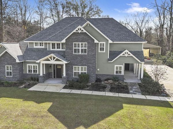 10573 Shadowlake Dr, Geismar, LA 70734