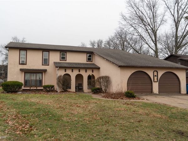 1415 Shaffer Drive, Lorain, OH 44053