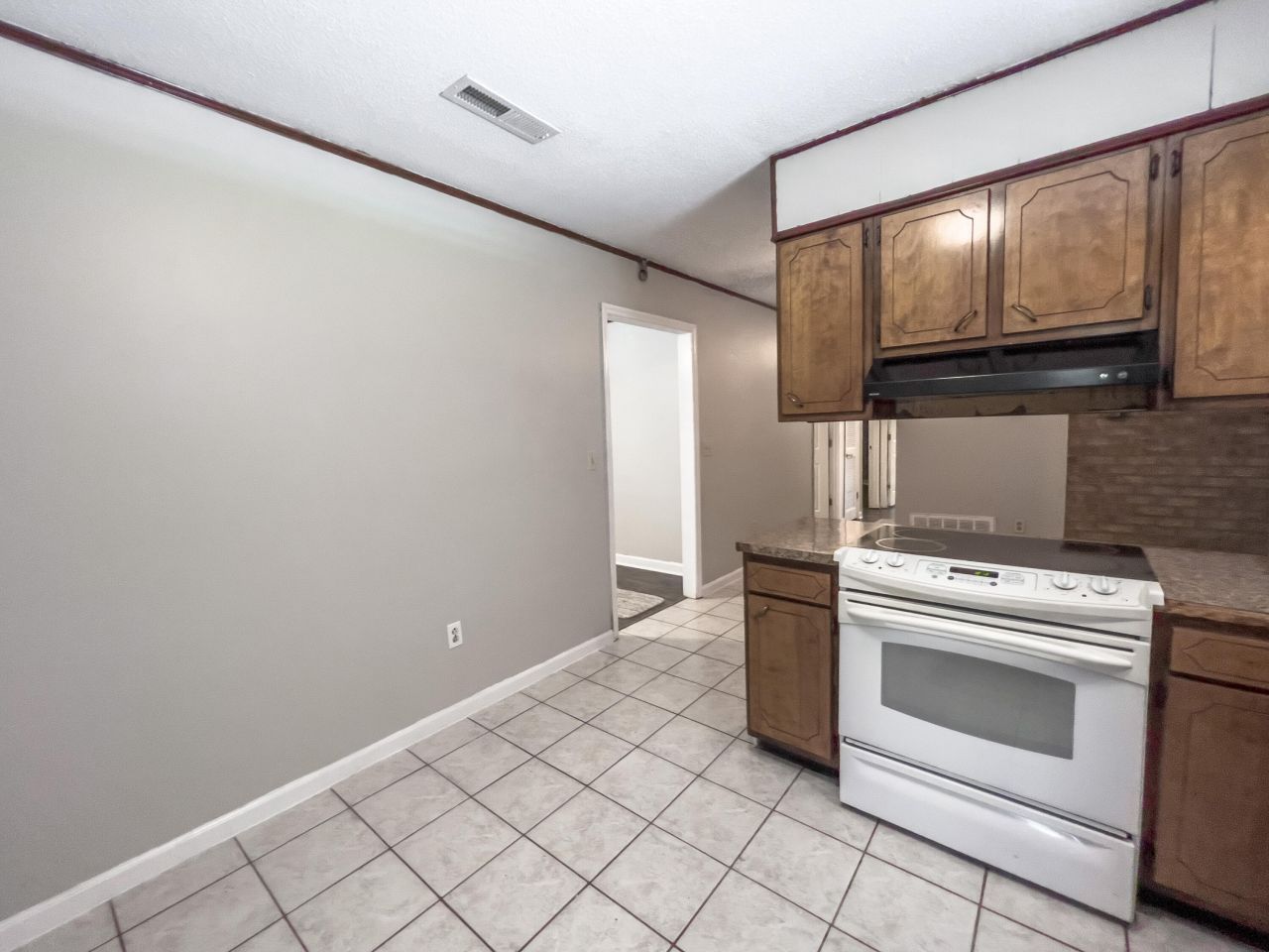 226 Barshay Drive Photo 7