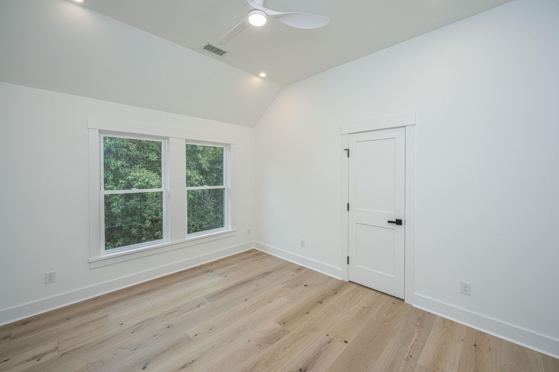 1405 Heather Drive Photo 100