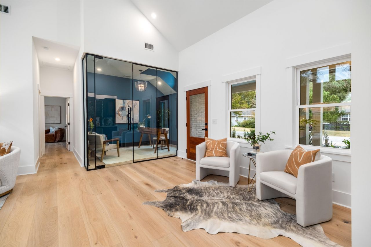 1405 Heather Drive Photo 12