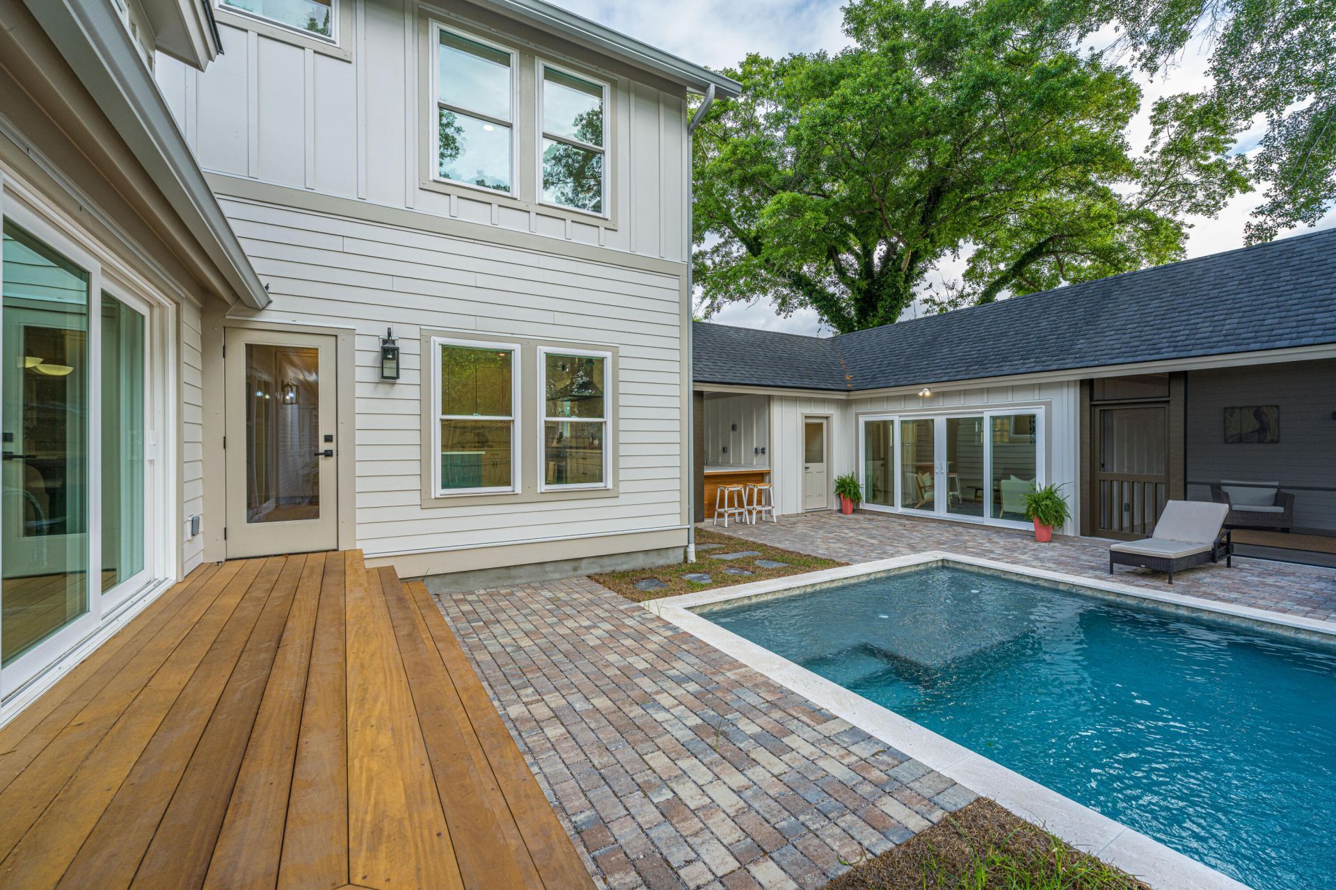 1405 Heather Drive Photo 17