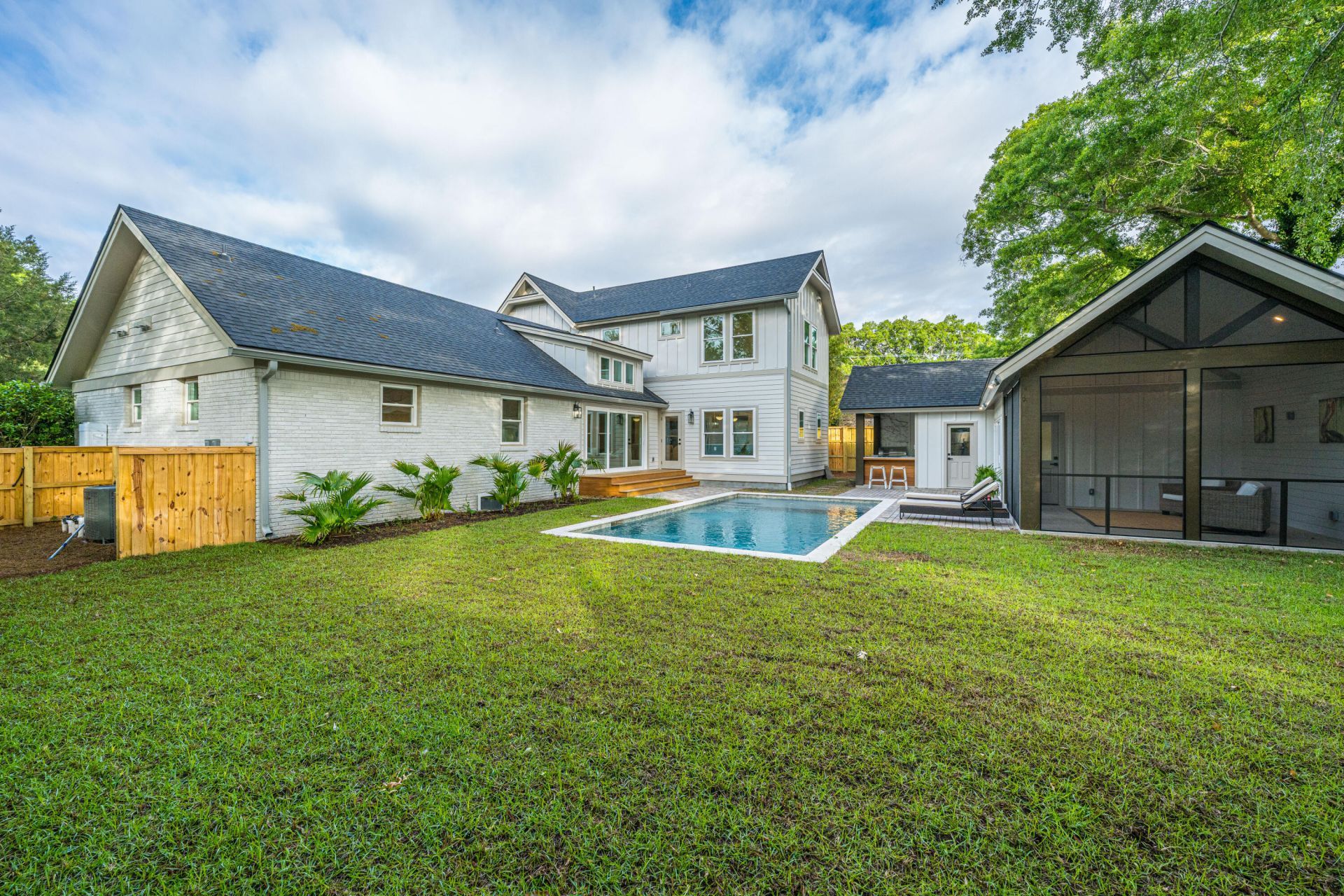 1405 Heather Drive Photo 19