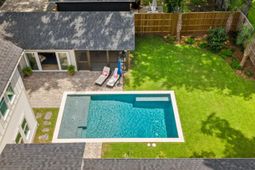 1405 Heather Drive photo 4