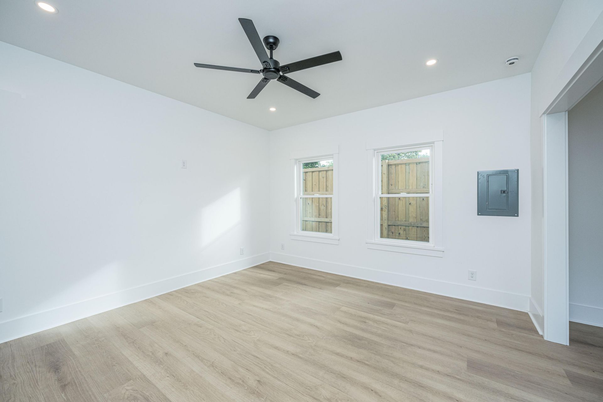 1405 Heather Drive Photo 35