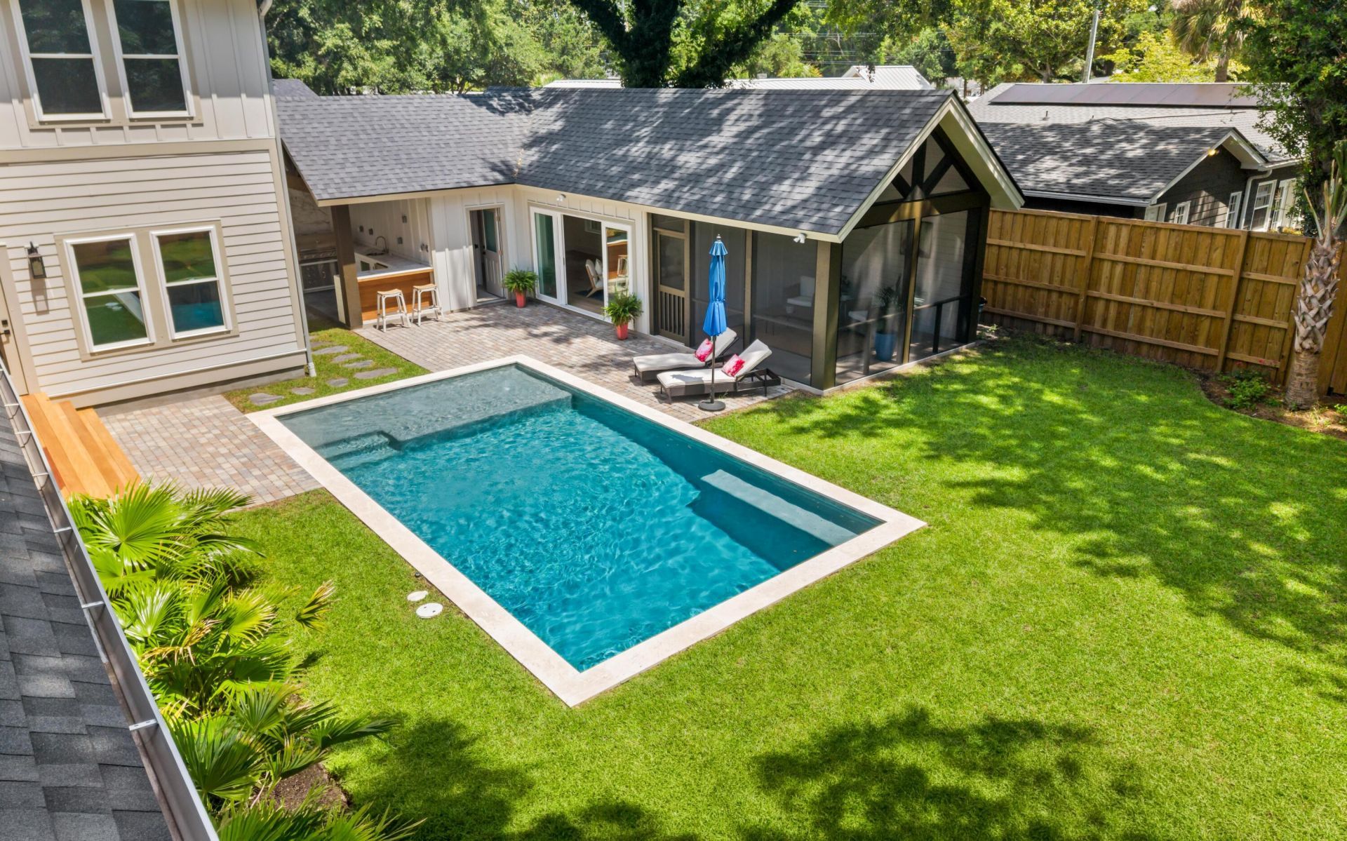1405 Heather Drive Photo 7