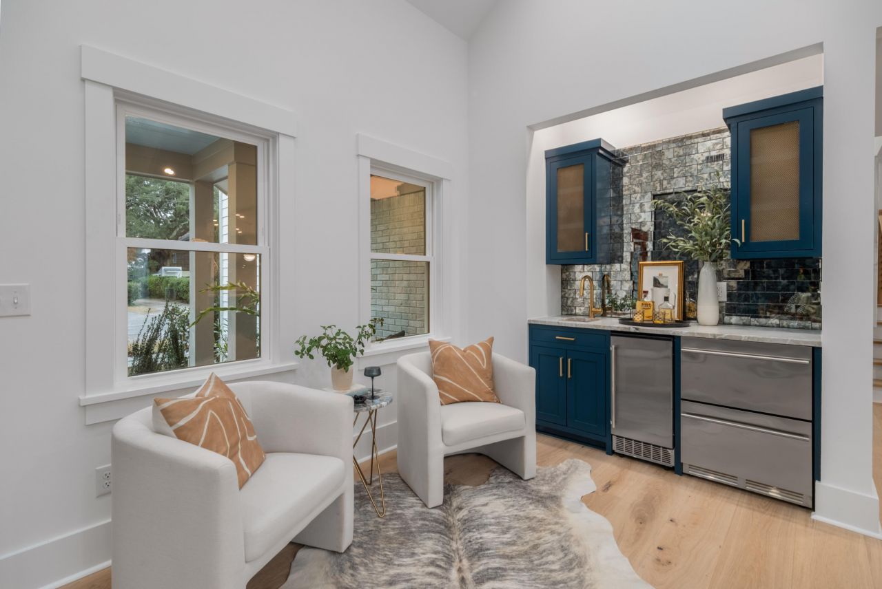 1405 Heather Drive Photo 8