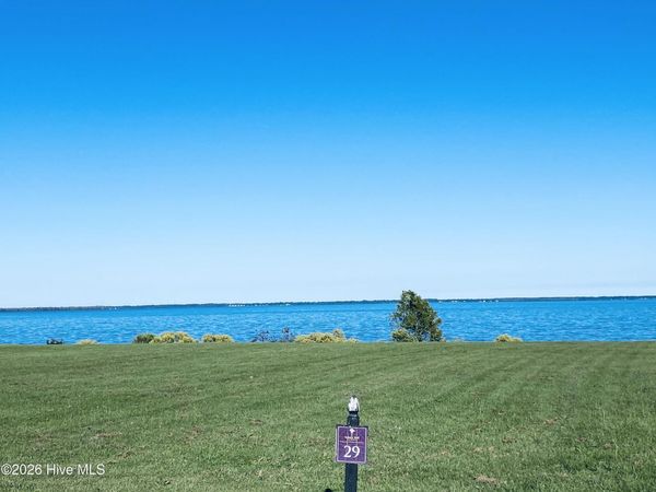 118 Kingsview Court, Merry Hill, NC 27957