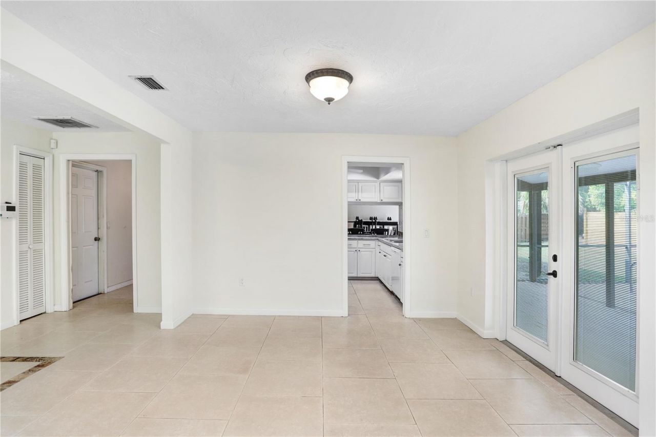 813 Exmoor Street, Sarasota, FL 34243 Photo