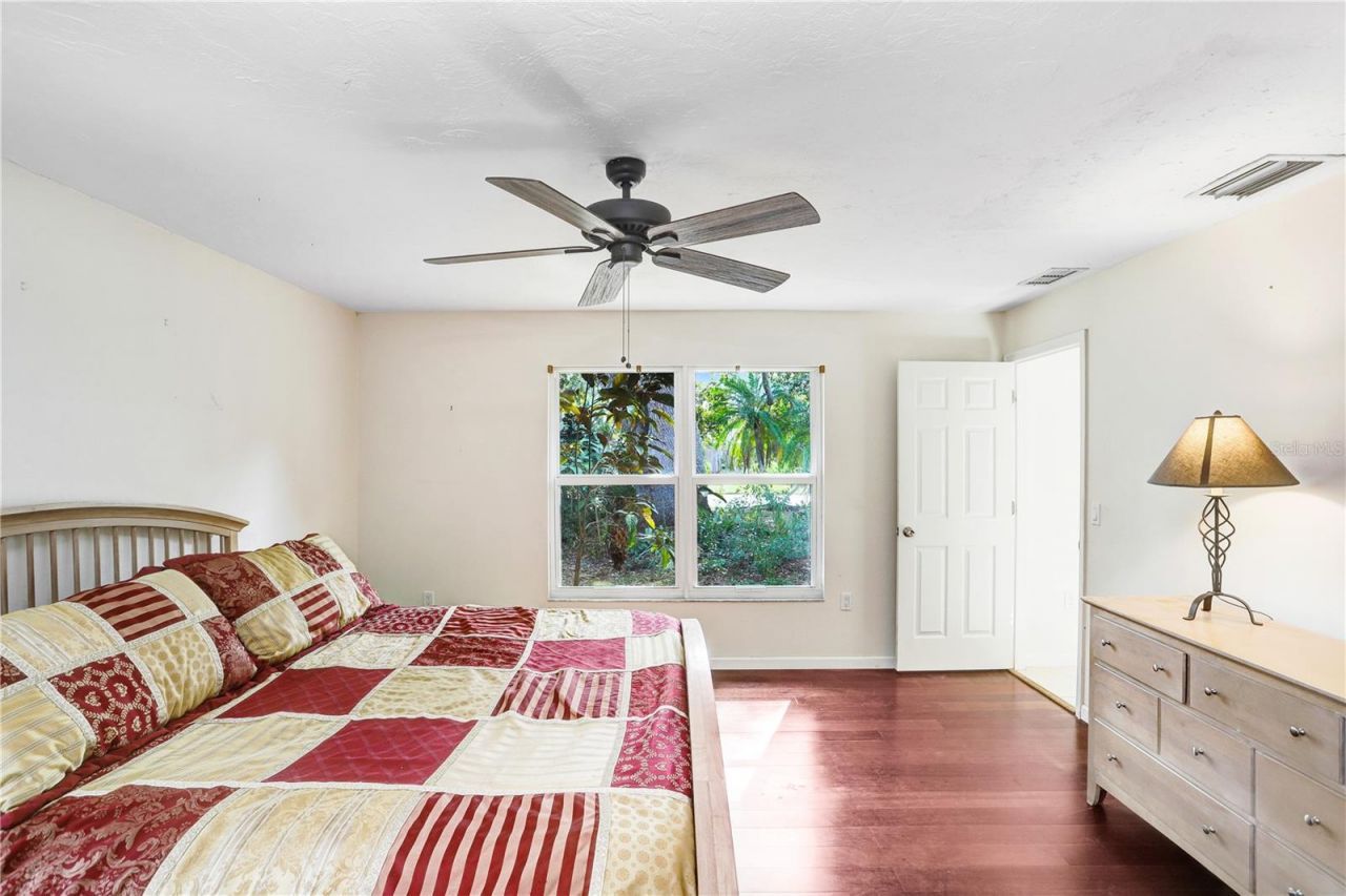 813 Exmoor Street, Sarasota, FL 34243 Photo