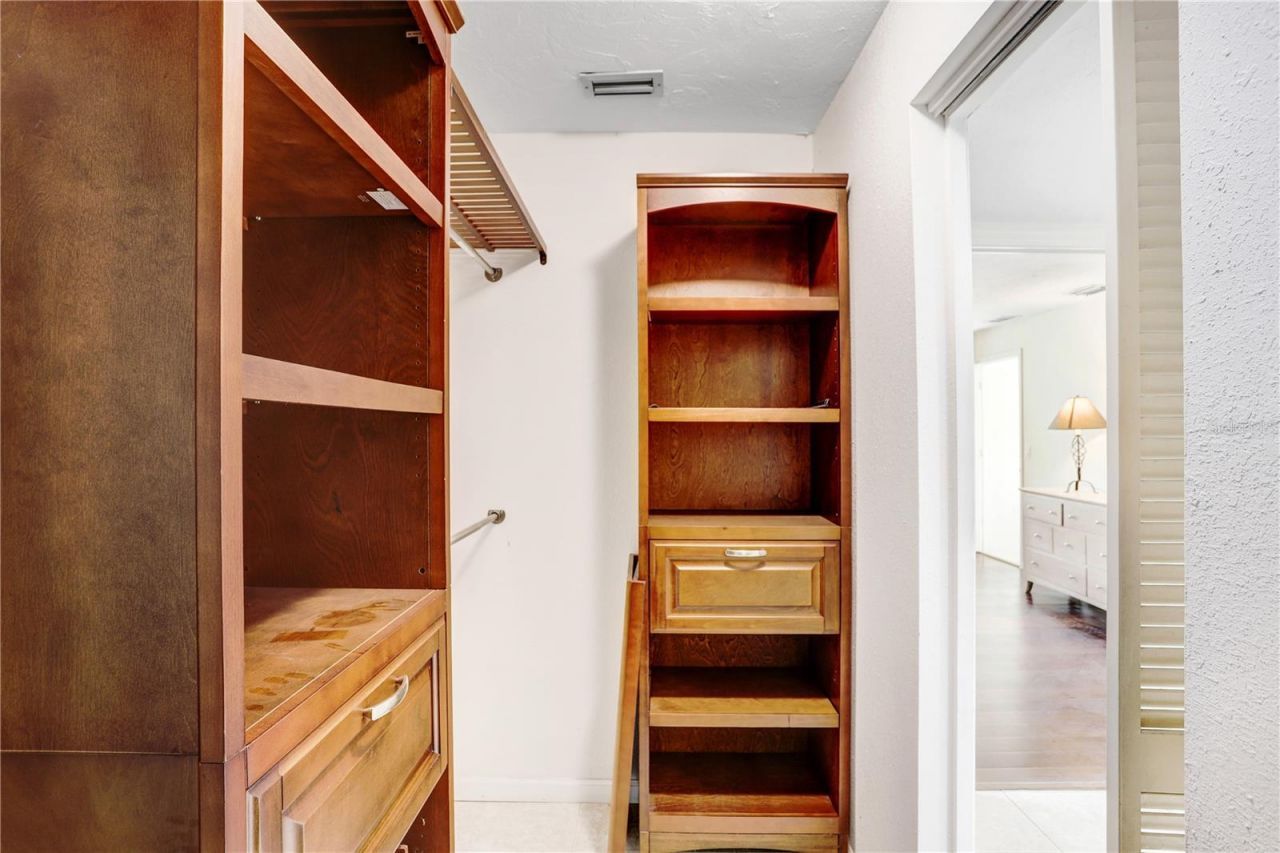 813 Exmoor Street, Sarasota, FL 34243 Photo