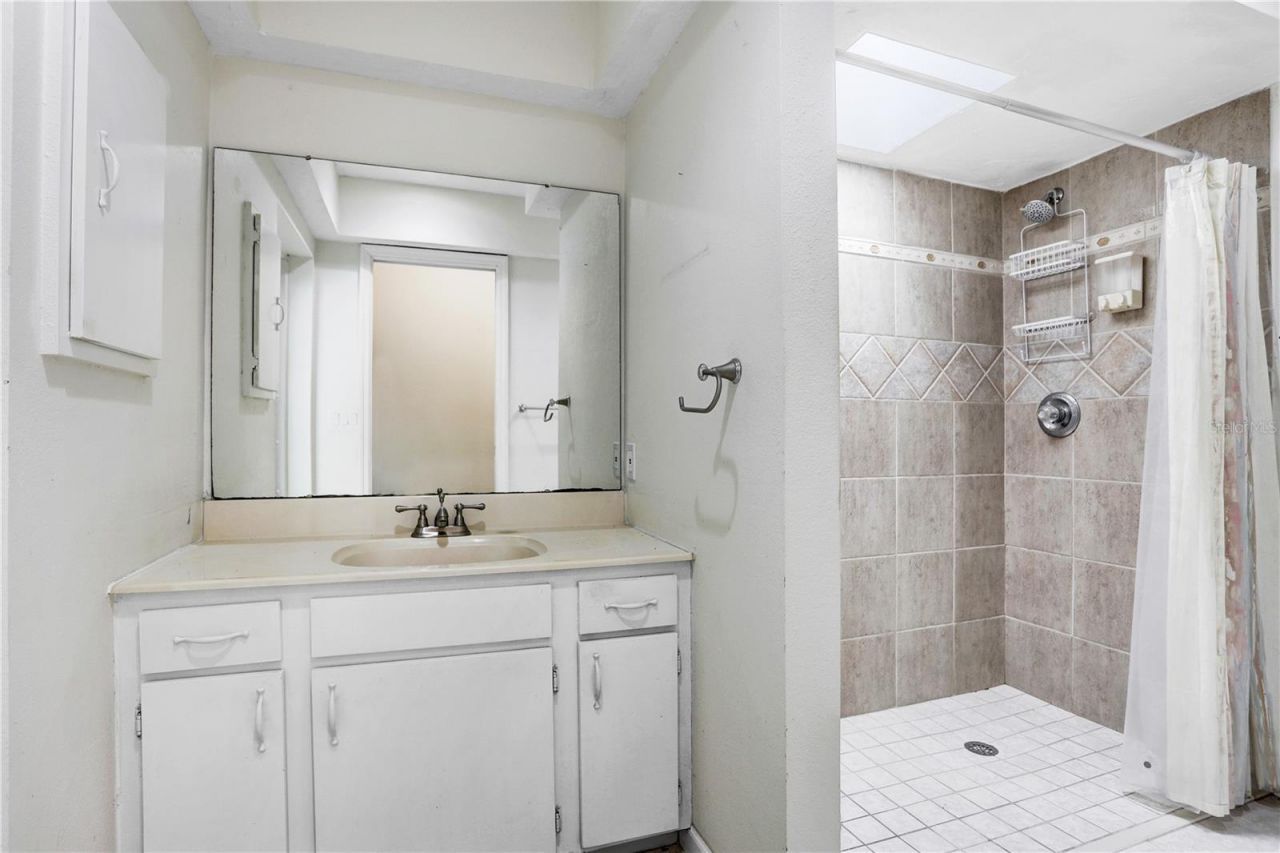 813 Exmoor Street, Sarasota, FL 34243 Photo