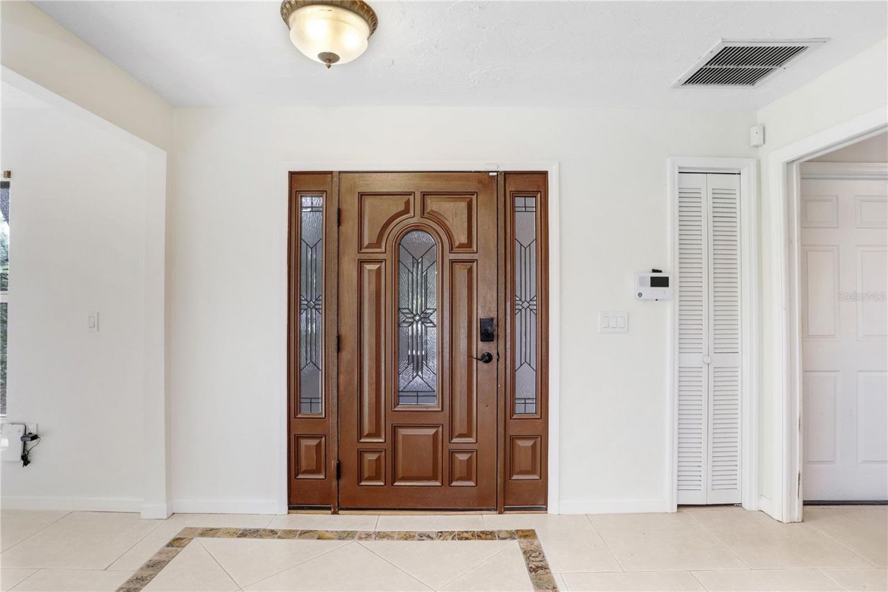 813 Exmoor Street, Sarasota, FL 34243 Photo