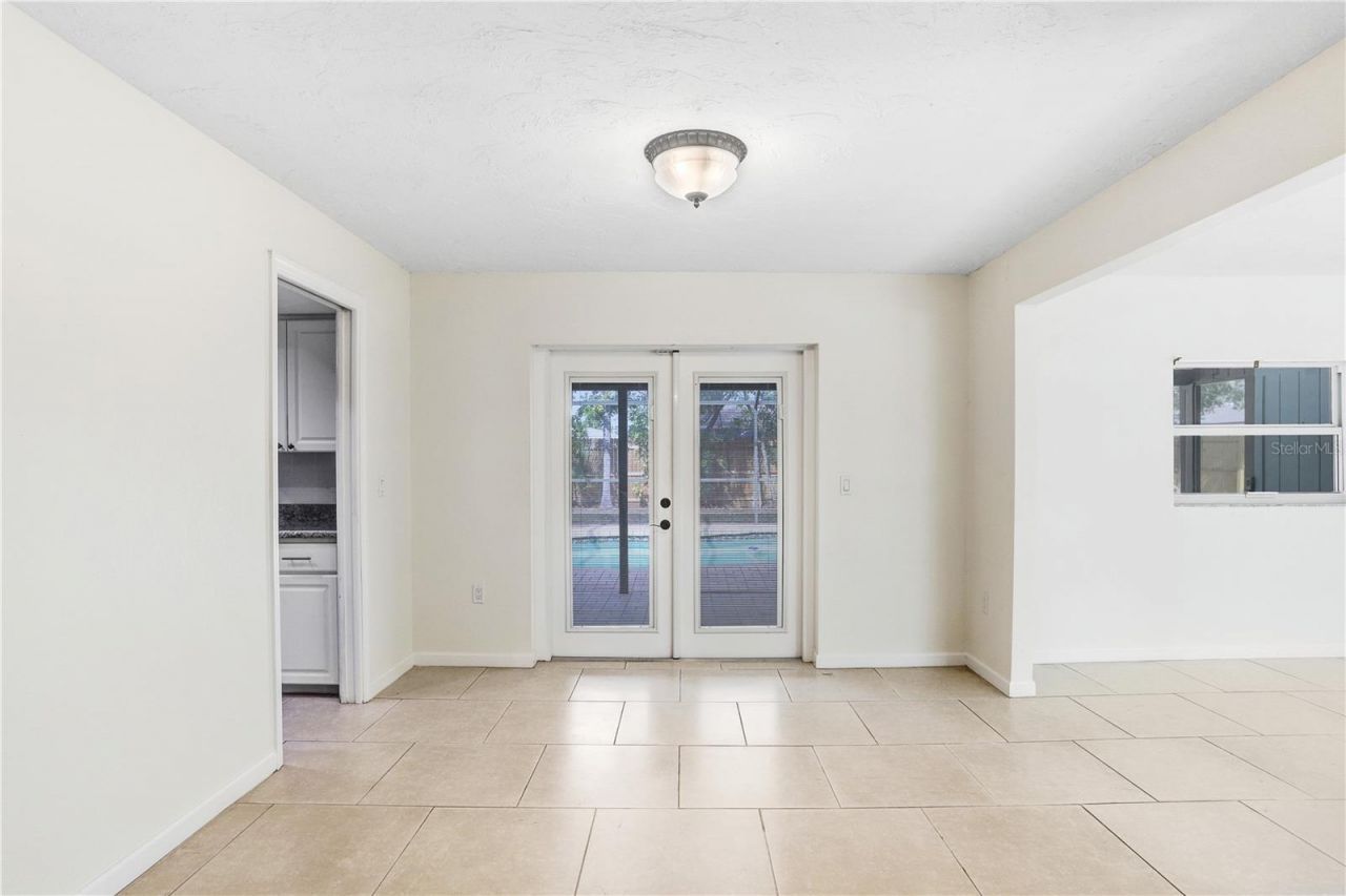 813 Exmoor Street, Sarasota, FL 34243 Photo