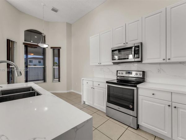 1856 NE 3rd Ct, Homestead, FL 33033