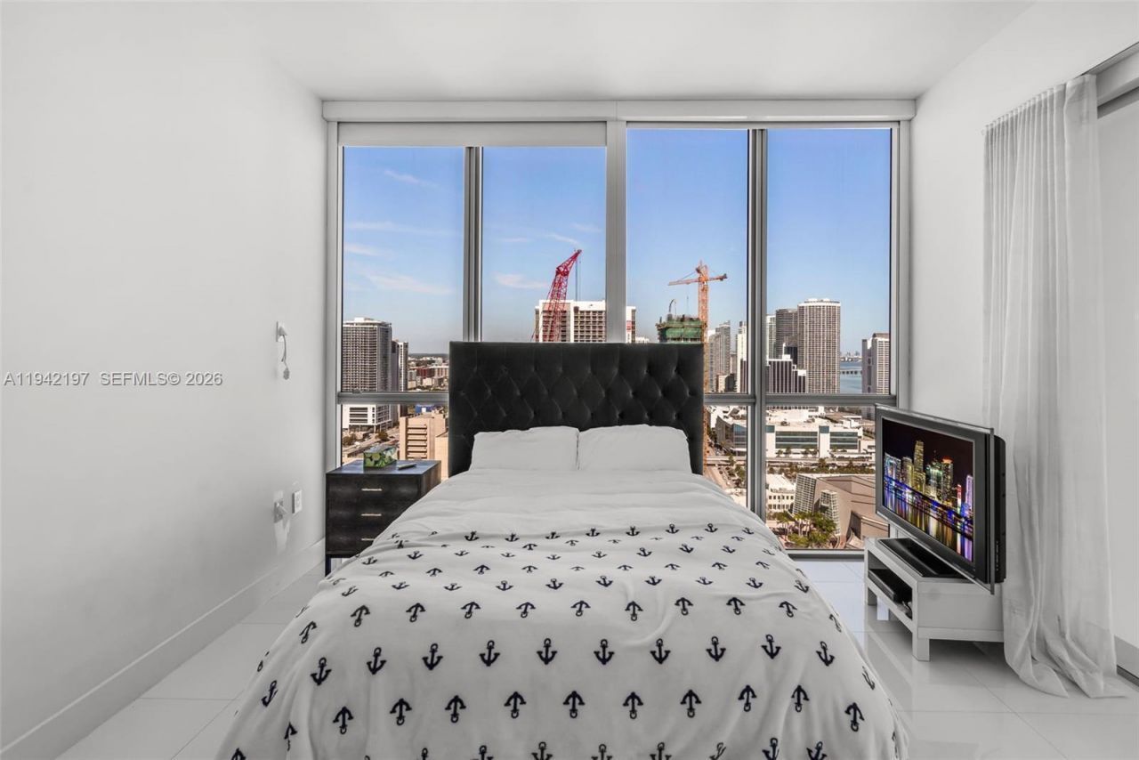 1100 Biscayne Blvd , Unit 2907, Miami, FL 33132 Photo