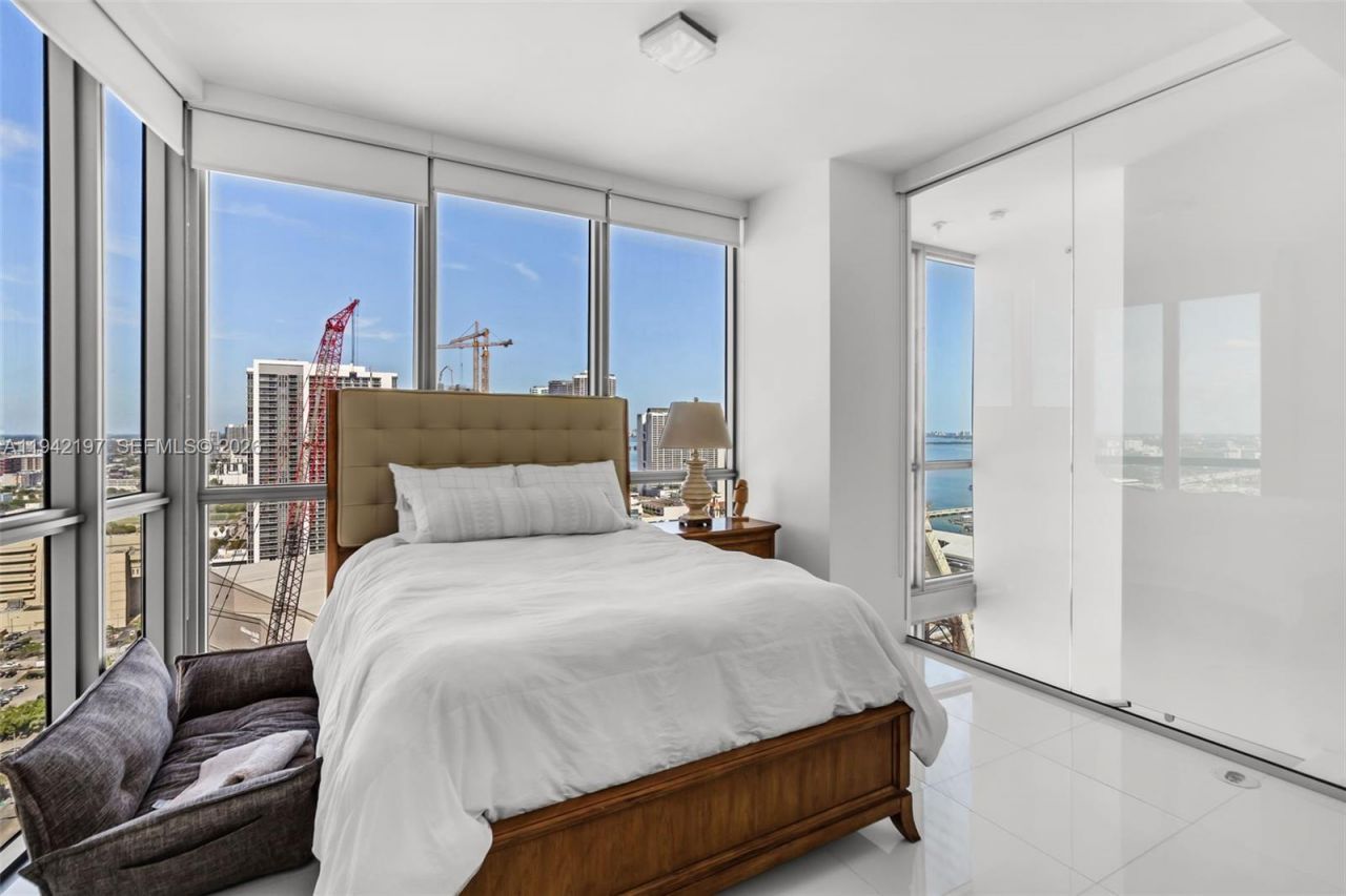 1100 Biscayne Blvd , Unit 2907, Miami, FL 33132 Photo