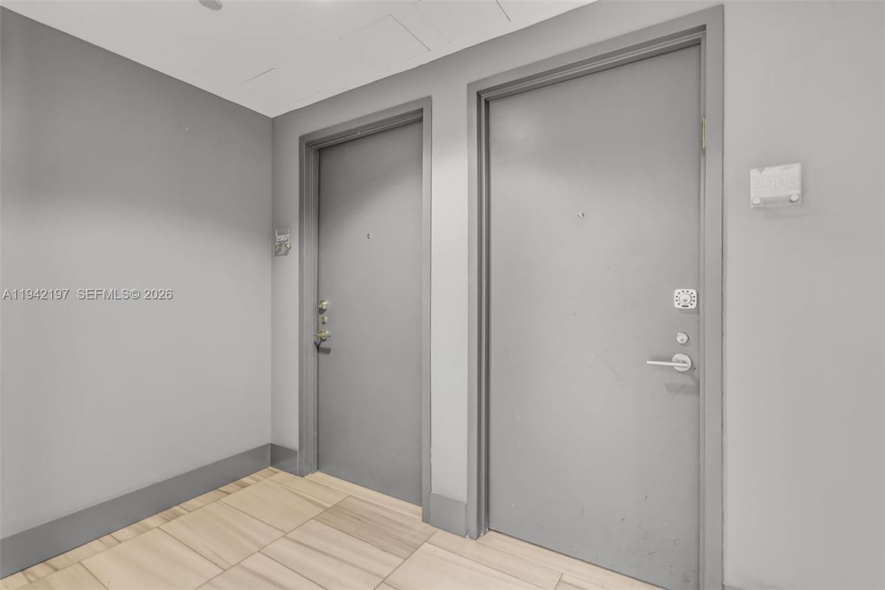 1100 Biscayne Blvd , Unit 2907, Miami, FL 33132 Photo