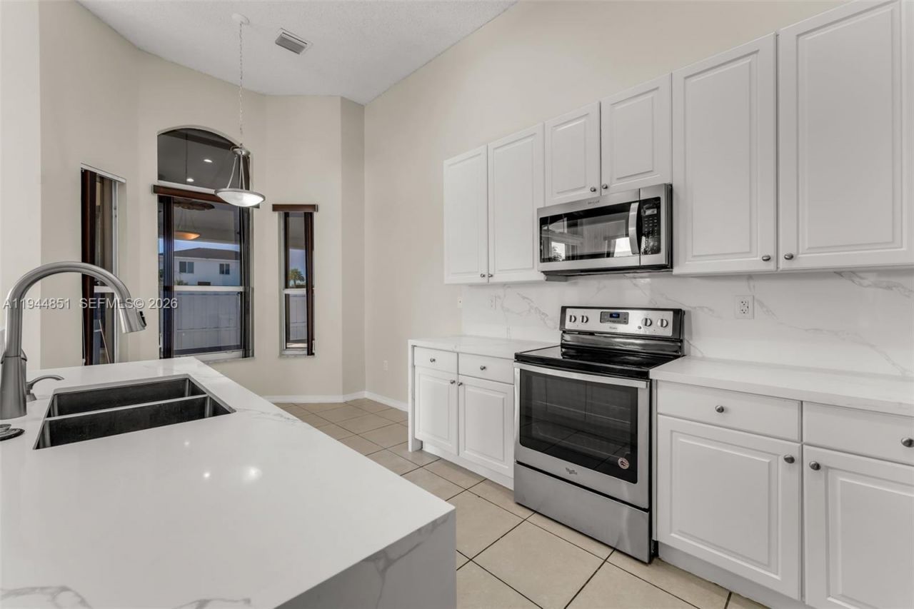 1856 NE 3rd Ct, Homestead, FL 33033 Photo