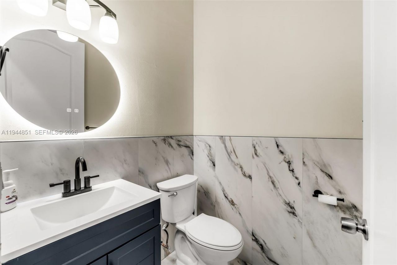 1856 NE 3rd Ct, Homestead, FL 33033 Photo