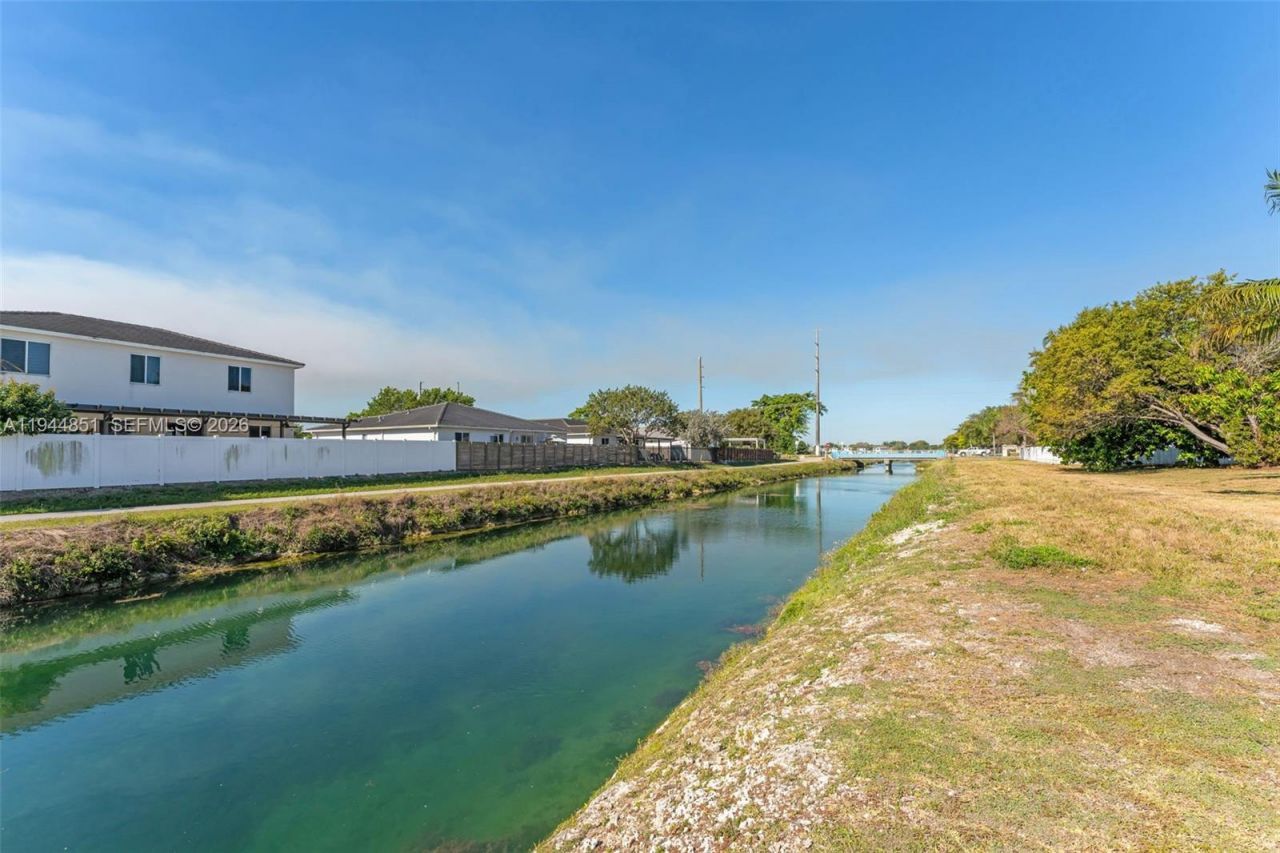 1856 NE 3rd Ct, Homestead, FL 33033 Photo