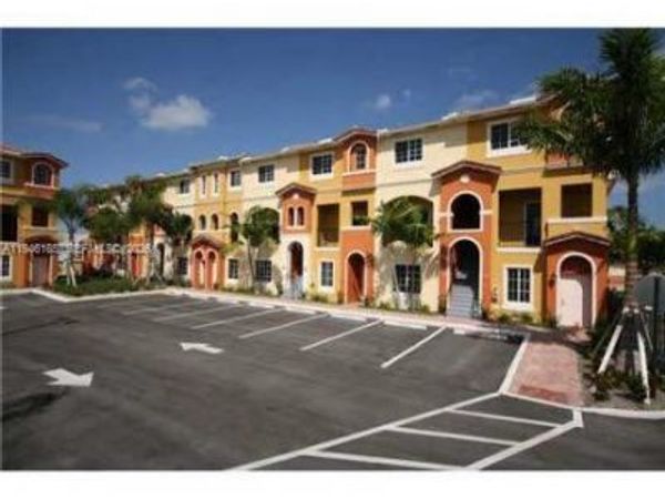 141 NW 2nd Ave, Unit 7, Hallandale Beach, FL 33009