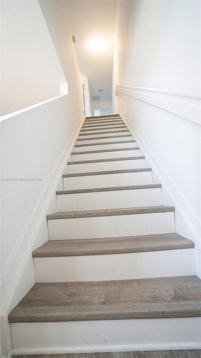 141 NW 2nd Ave, Unit 7, Hallandale Beach, FL 33009 Photo