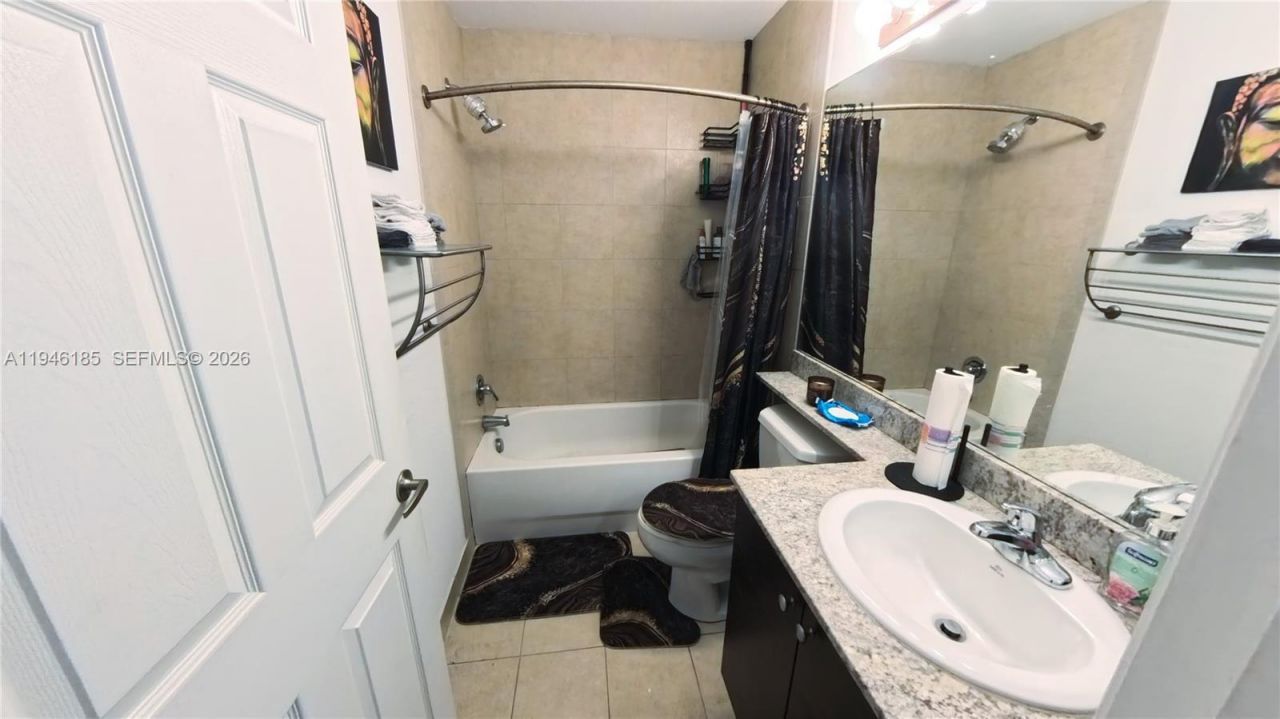 141 NW 2nd Ave, Unit 7, Hallandale Beach, FL 33009 Photo