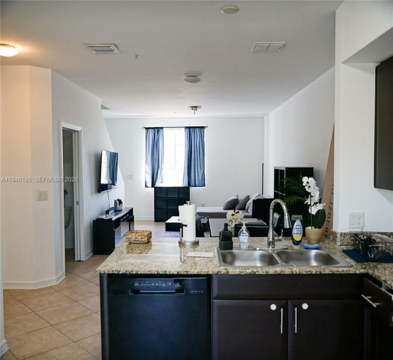 141 NW 2nd Ave, Unit 7, Hallandale Beach, FL 33009 Photo