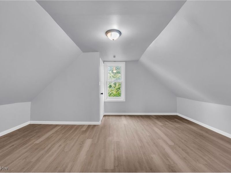 11702 Brookfield Avenue, Unit 2/UP, Cleveland, OH 44135 Photo 16