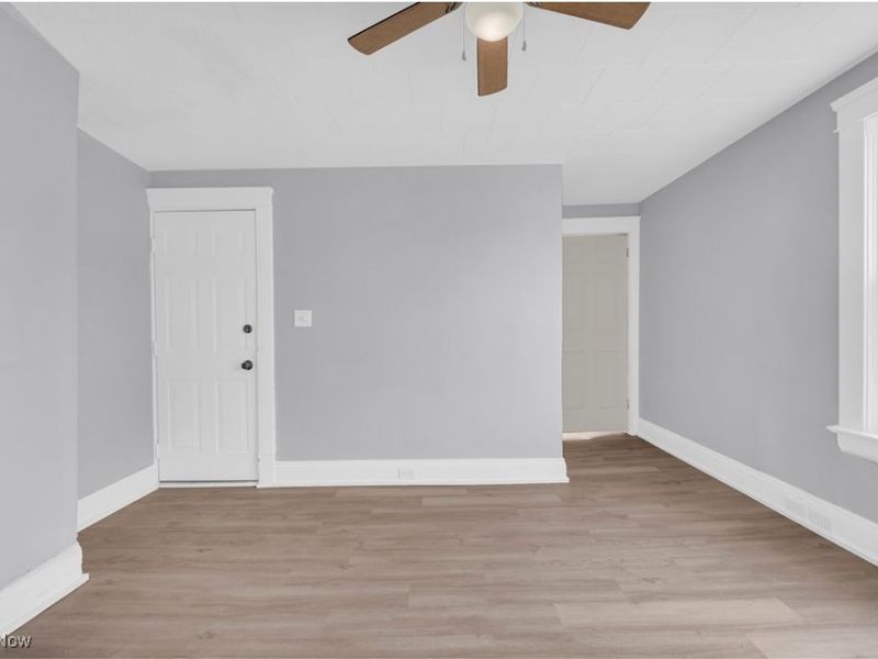 11702 Brookfield Avenue, Unit 2/UP, Cleveland, OH 44135 Photo 4