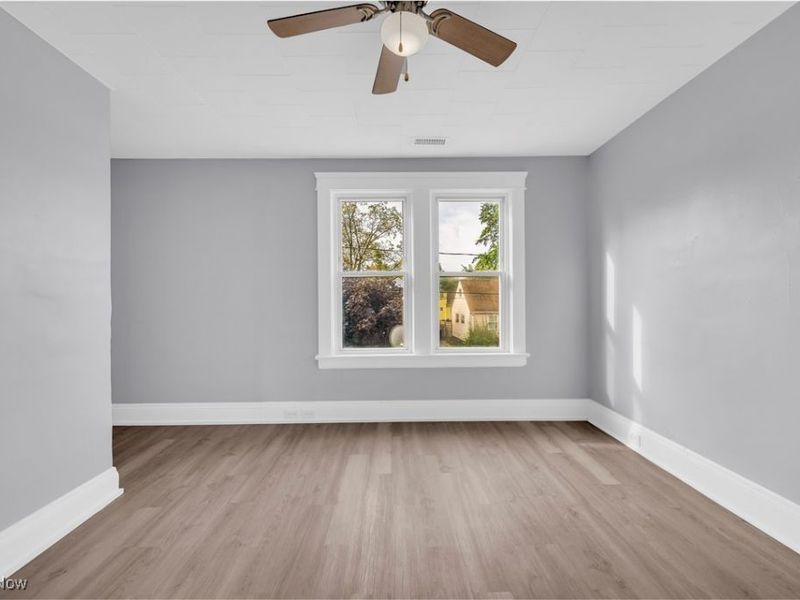 11702 Brookfield Avenue, Unit 2/UP, Cleveland, OH 44135 Photo 5