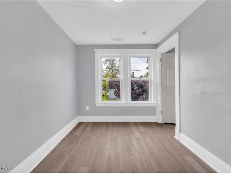 11702 Brookfield Avenue, Unit 2/UP, Cleveland, OH 44135 Photo 9