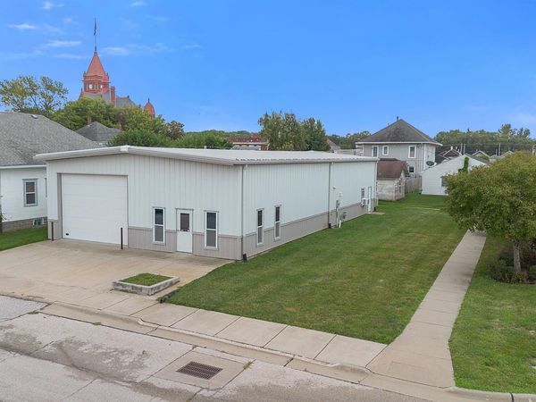 108 W Hammond Street, Red Oak, IA 51566
