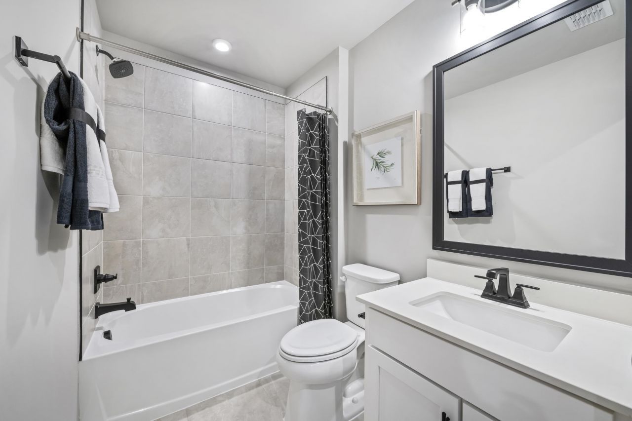 8907 Arcadius Dr Photo 19