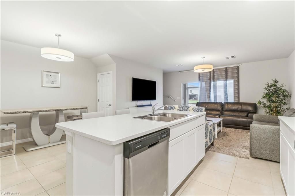 15376 Wildflower Cir, Naples, FL 34119 Photo