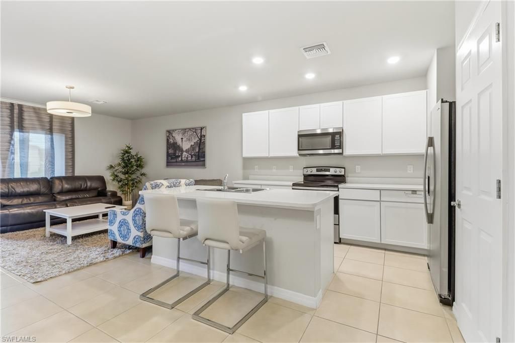 15376 Wildflower Cir, Naples, FL 34119 Photo