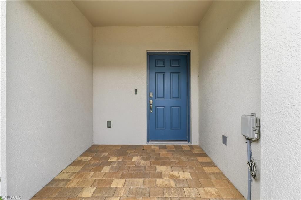 15376 Wildflower Cir, Naples, FL 34119 Photo