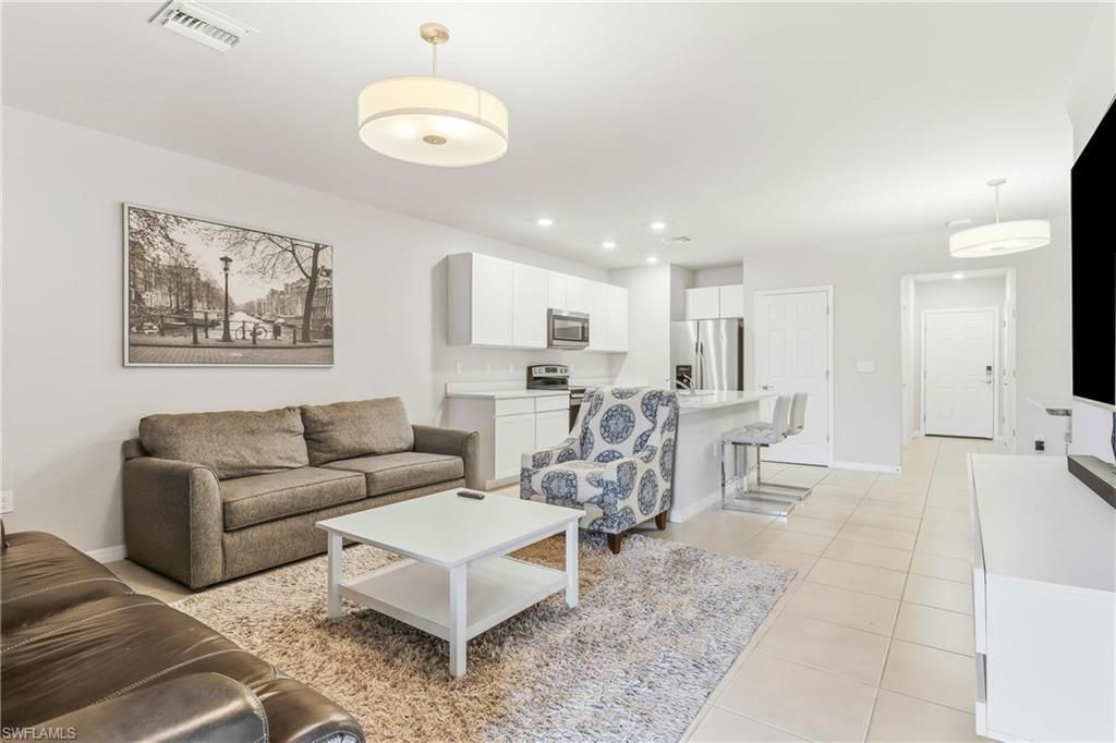 15376 Wildflower Cir, Naples, FL 34119 Photo