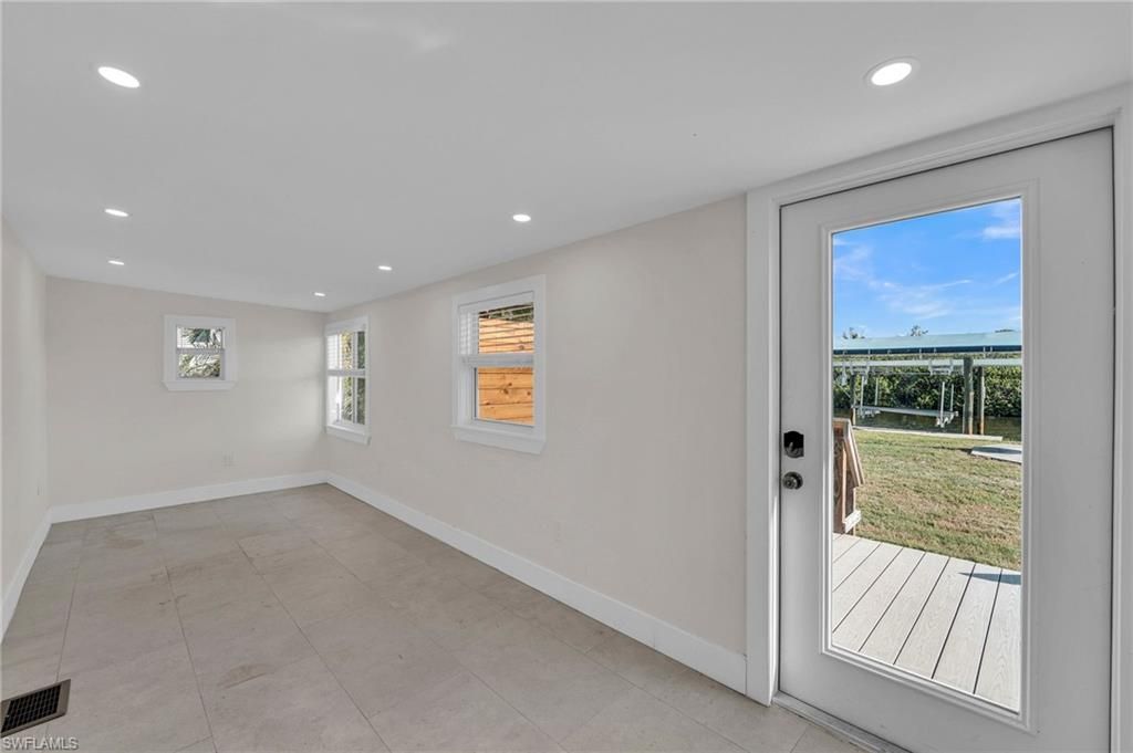 2880 8th Ave, Saint James City, FL 33956 Photo