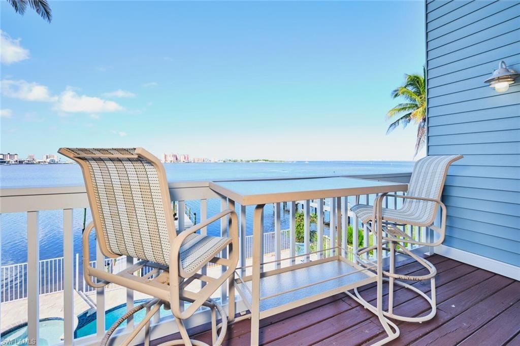 950 San Carlos Dr, Fort Myers Beach, FL 33931 Photo