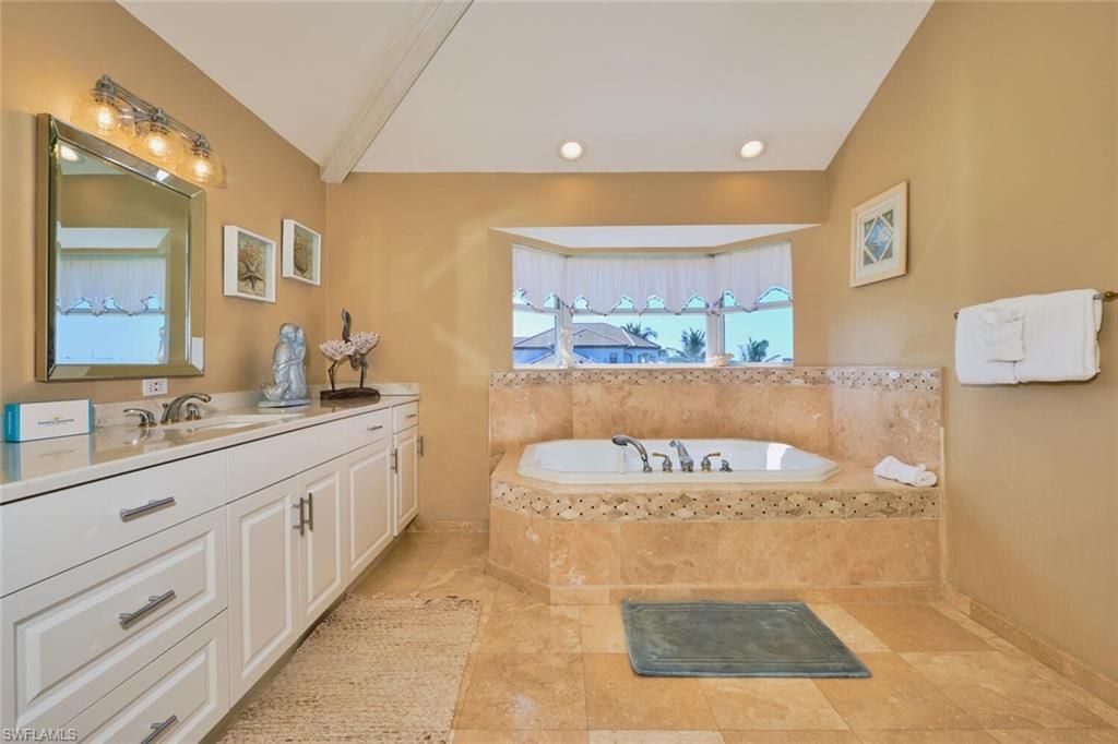 950 San Carlos Dr, Fort Myers Beach, FL 33931 Photo
