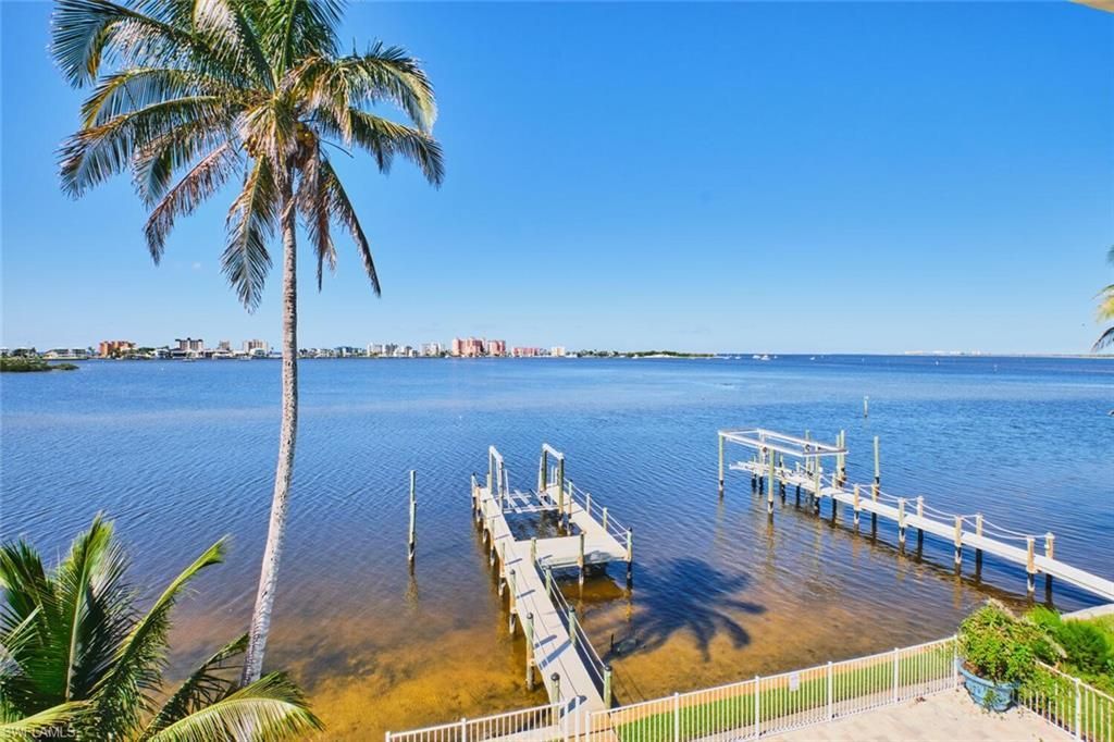 950 San Carlos Dr, Fort Myers Beach, FL 33931 Photo