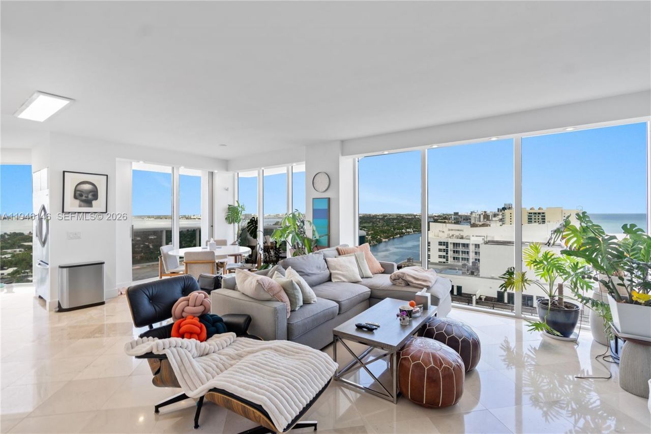 4779 Collins Ave, Unit 2607, Miami Beach, FL 33140 Photo