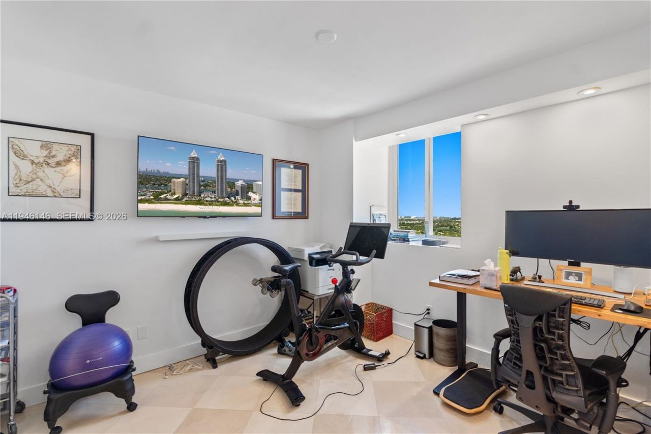 4779 Collins Ave, Unit 2607, Miami Beach, FL 33140 Photo