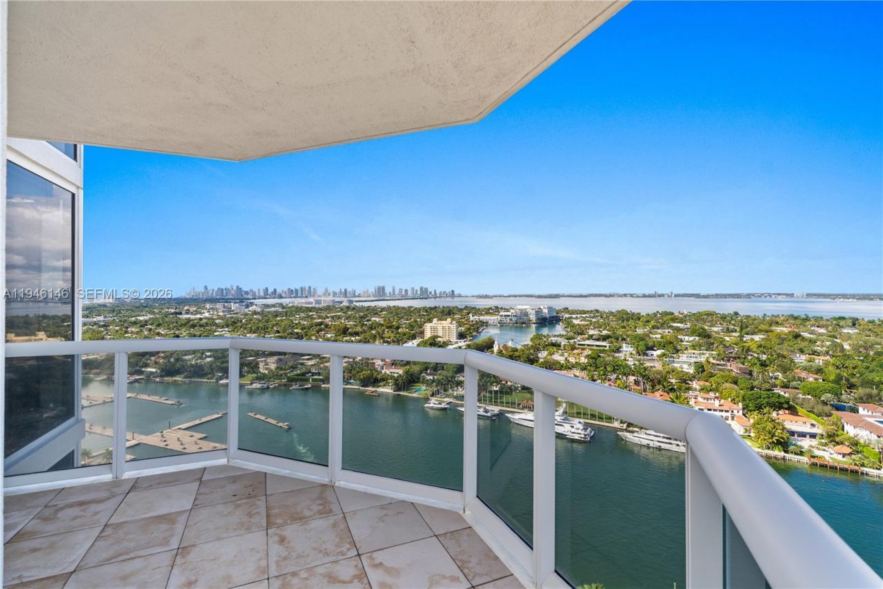 4779 Collins Ave, Unit 2607, Miami Beach, FL 33140 Photo