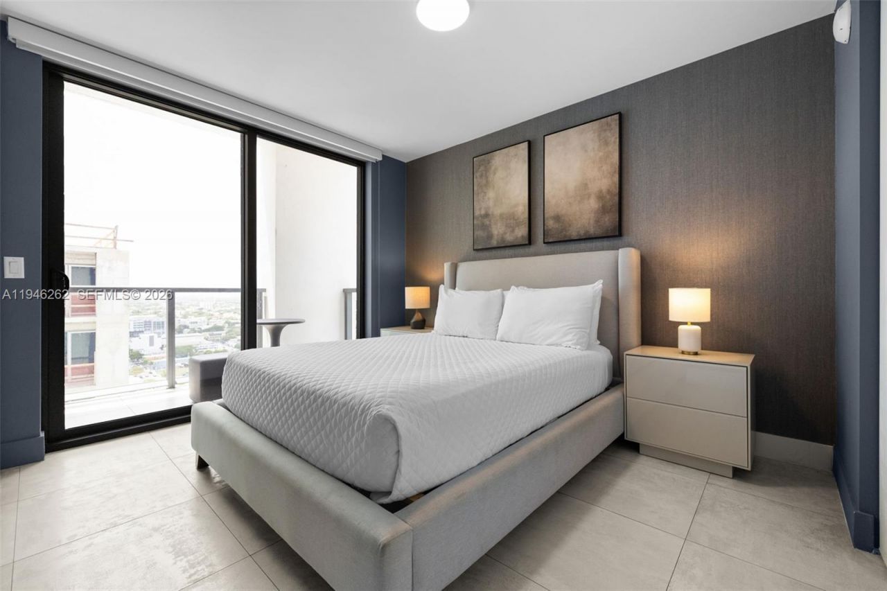 239 SW 9th St, Unit 2303, Miami, FL 33130 Photo