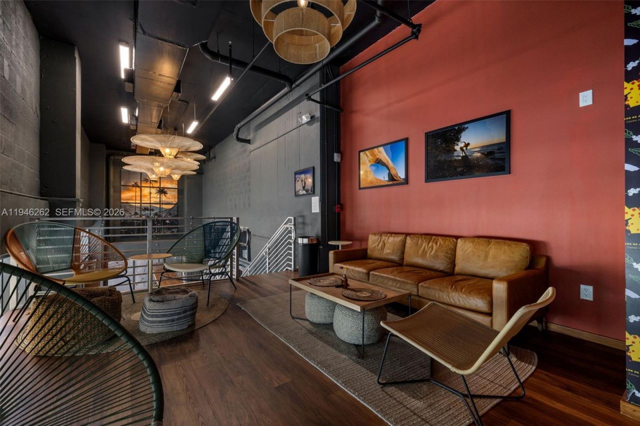 239 SW 9th St, Unit 2303, Miami, FL 33130 Photo