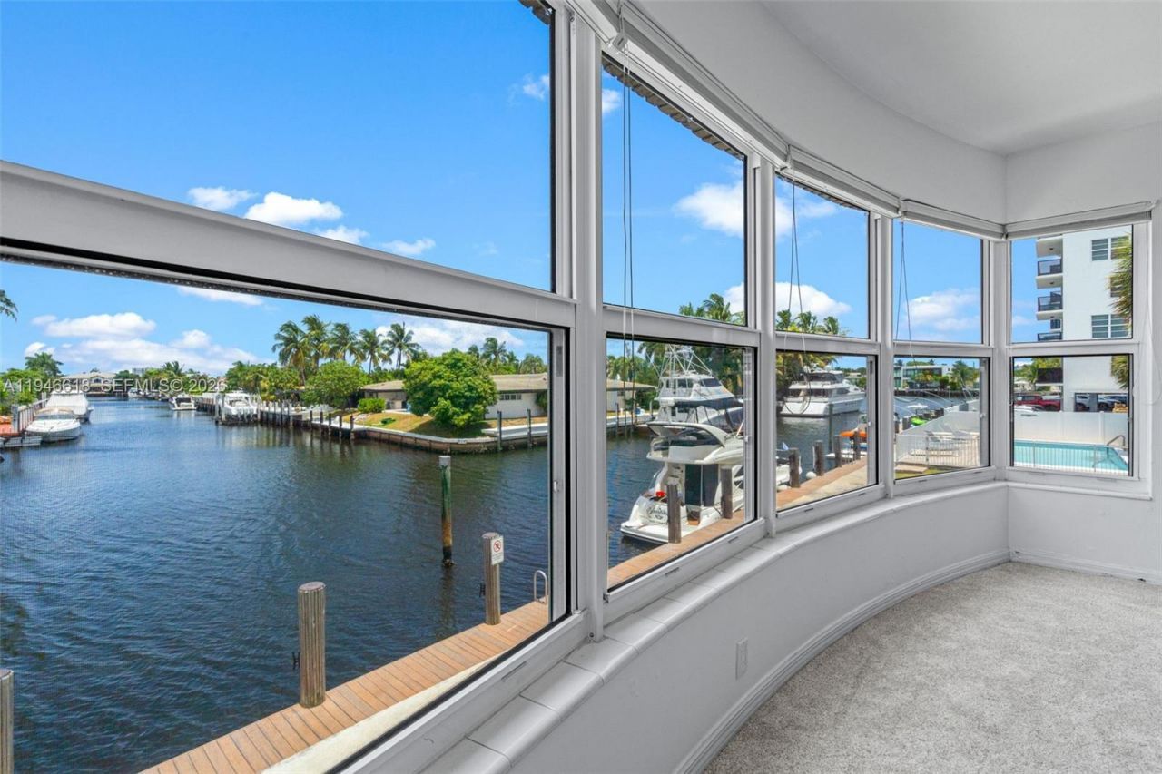 3121 NE 51st St, Unit 203E, Fort Lauderdale, FL 33308 Photo