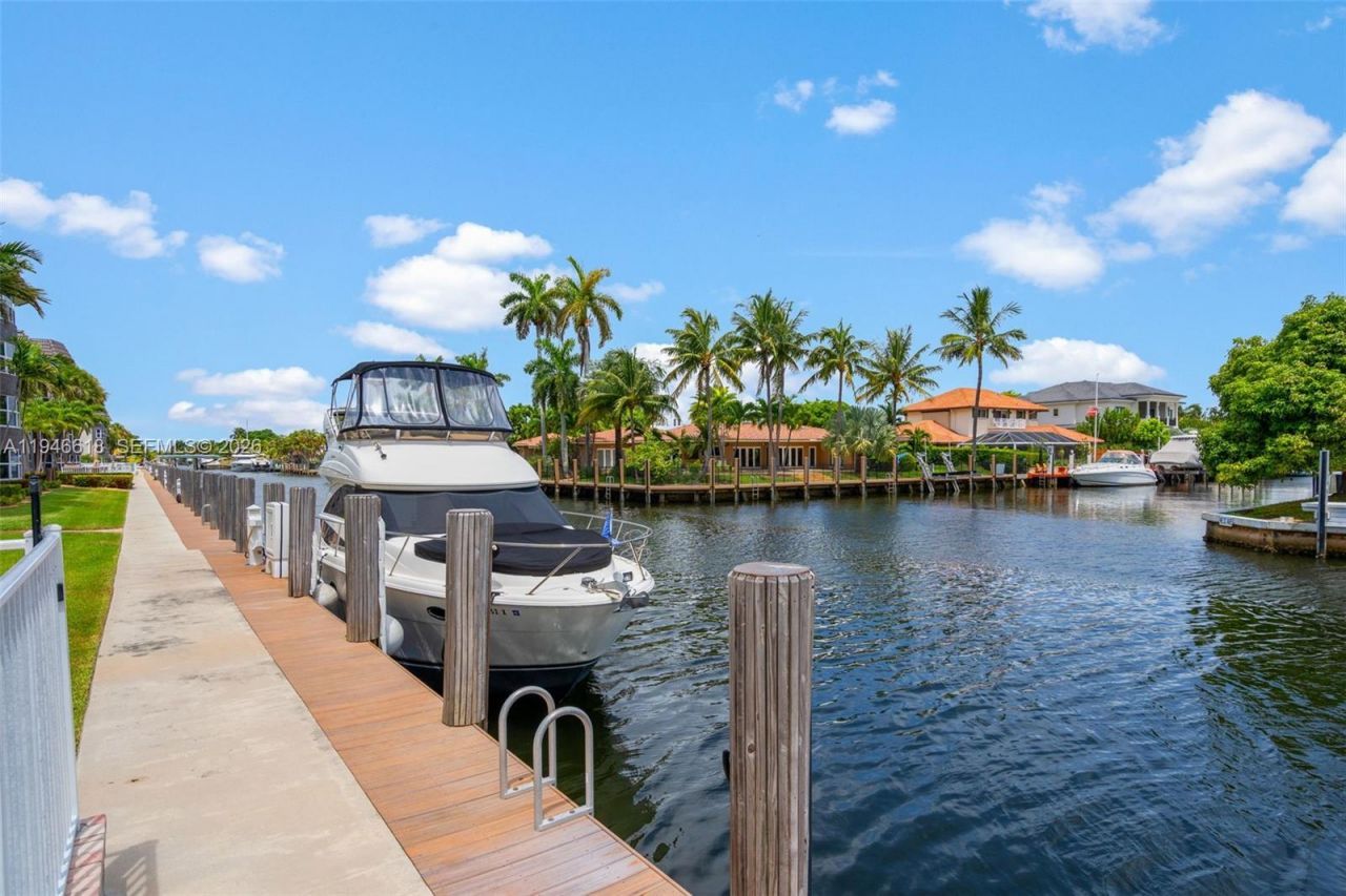 3121 NE 51st St, Unit 203E, Fort Lauderdale, FL 33308 Photo